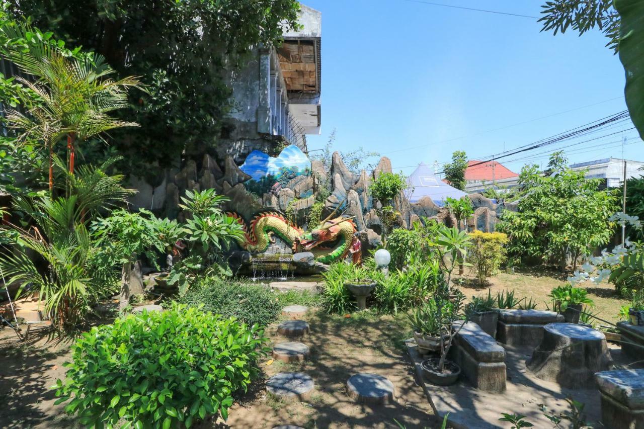 Naga Mas Hotel Mojokerto Buitenkant foto